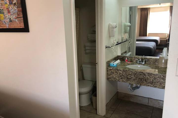 Room 15 of 25