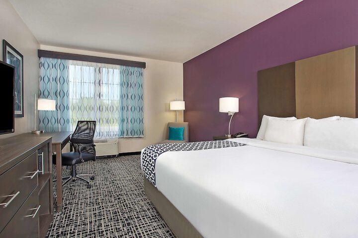 Room 30 of 54