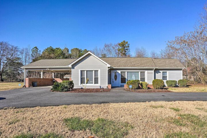 Prince George Getaway Near Historic Sites!