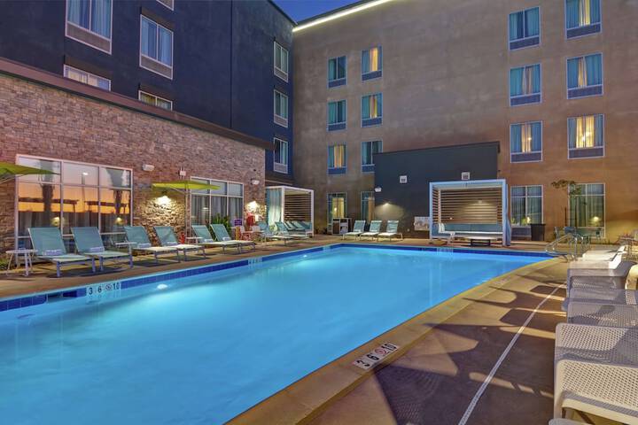 Pool 7 of 46
