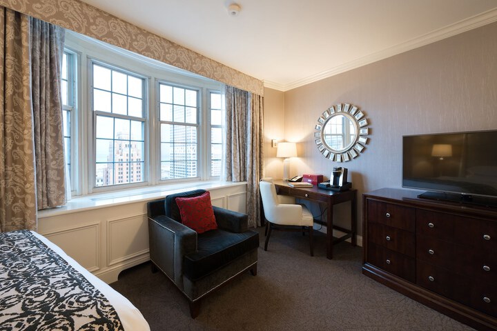 Room 37 of 75