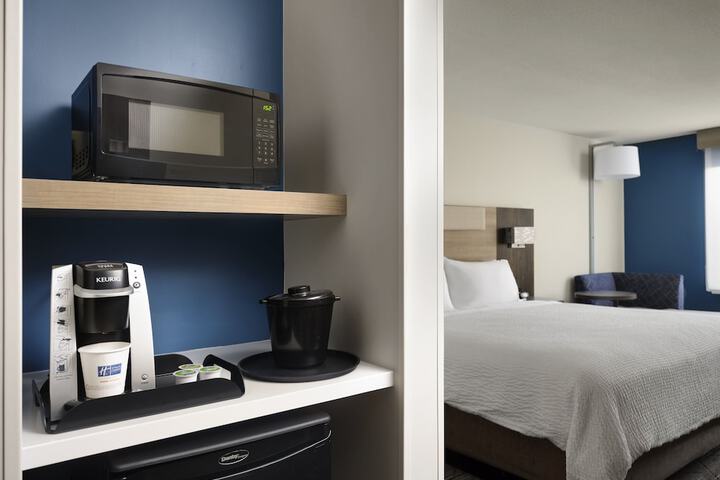 Room 53 of 78
