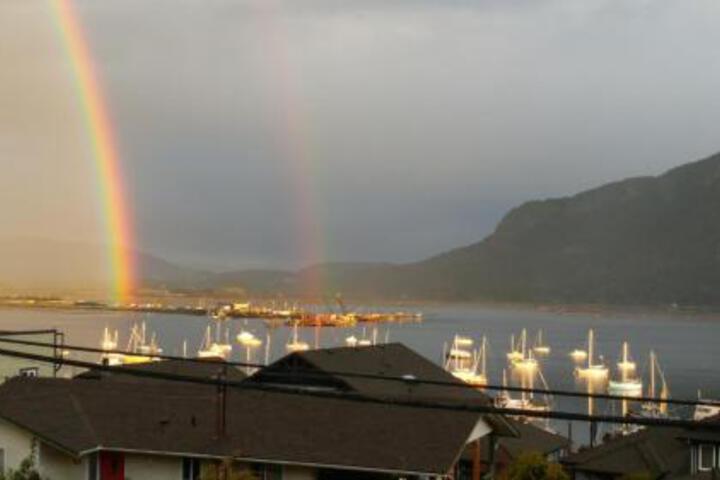 Cowichan Bay Cottage