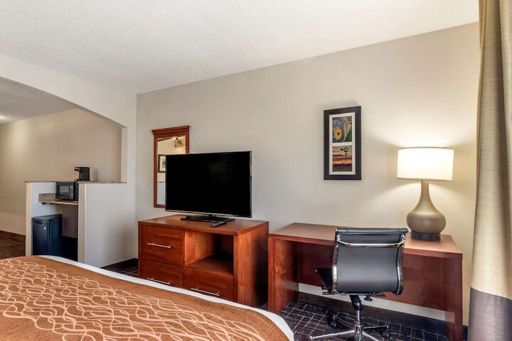 Room 22 of 36