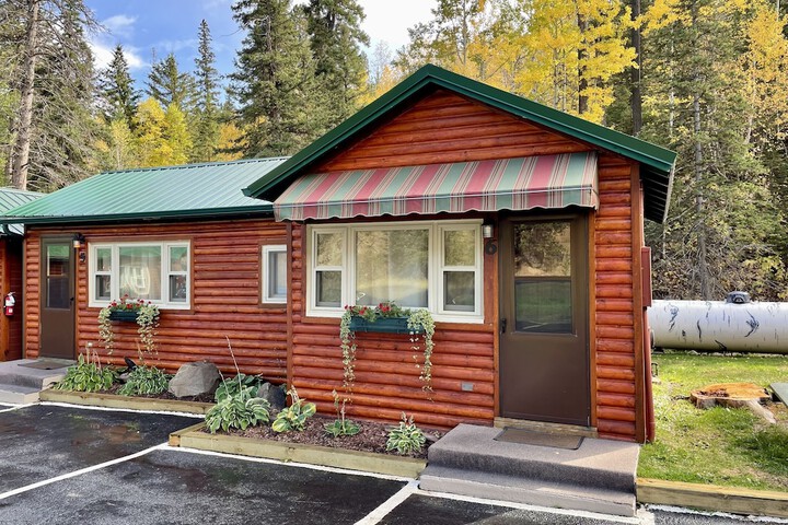 Whitetail Creek Resort