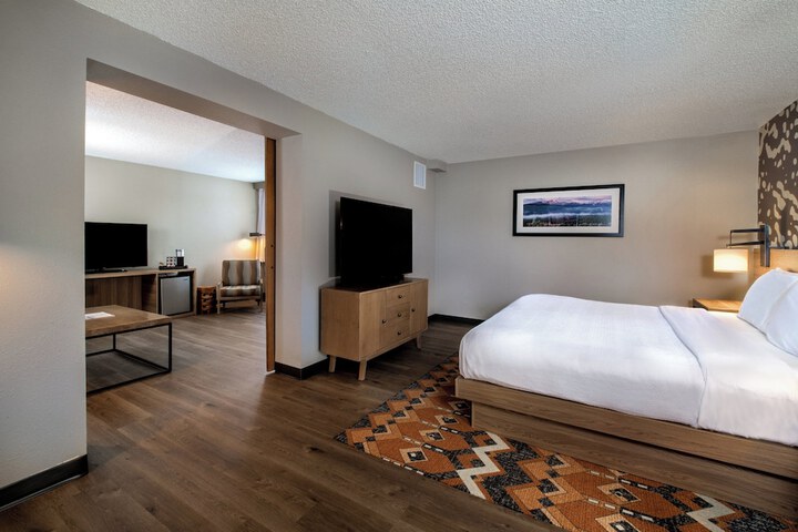 Room 65 of 164