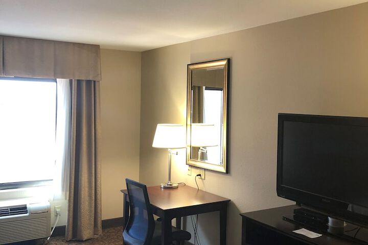 Room 21 of 50
