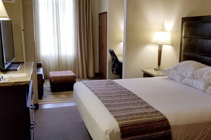 Room 29 of 110