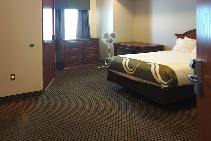 Room 19 of 27