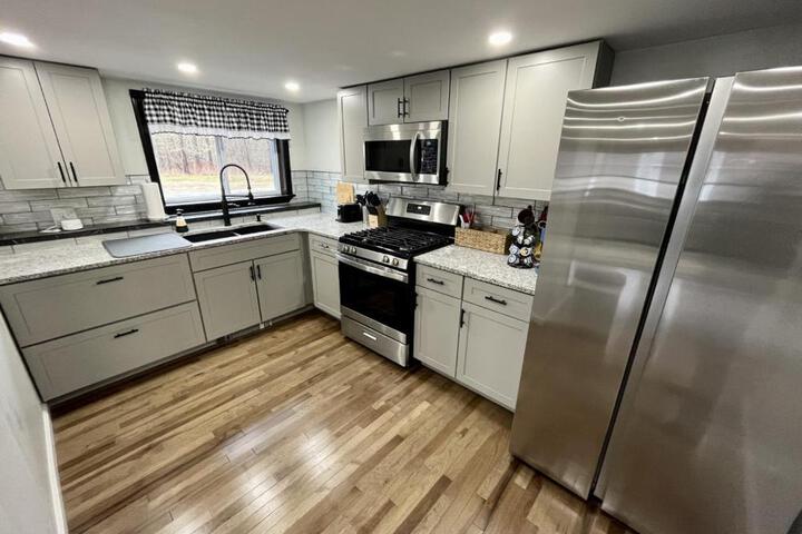 Berkshires Apartment at the Stephentown Hotel