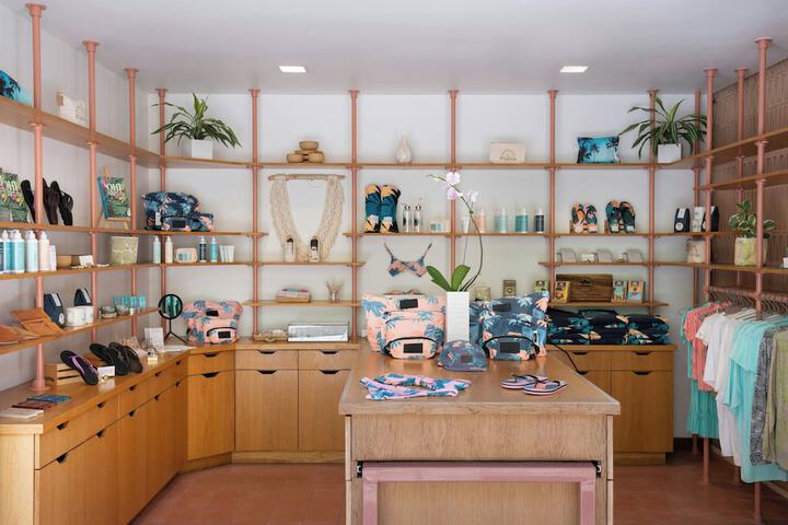 Gift Shop 75 of 80