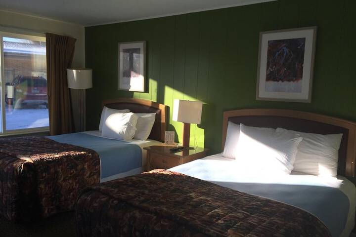 Room 14 of 37