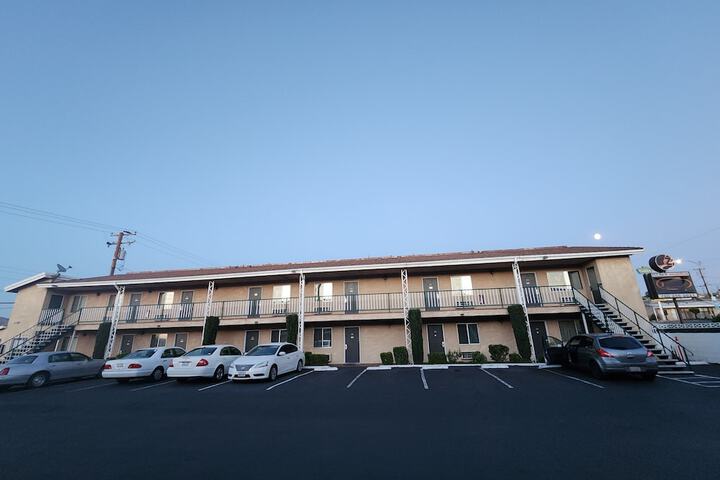 Hotel 5 of 33