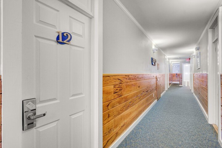 Surf City Hotel