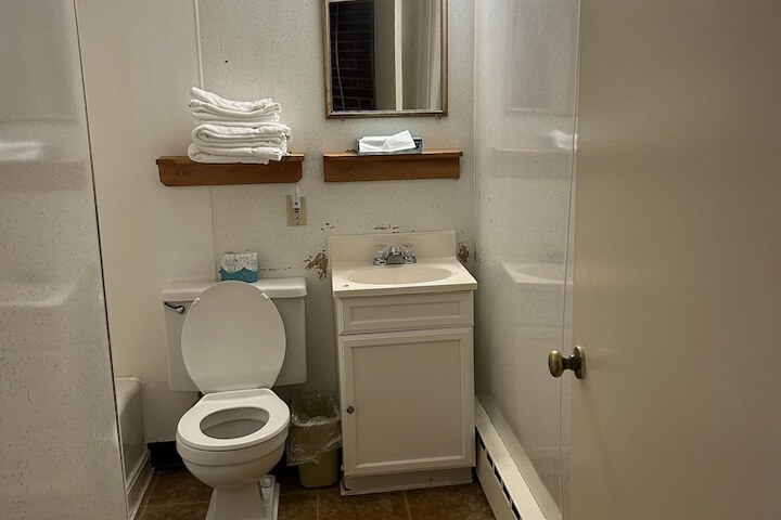 Room 30 of 63