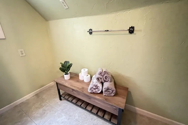 245 Kevin Colorado Grandmas Escape Village Rustic and Cozy House near Great Sand Dunes Wolf Creek Ski