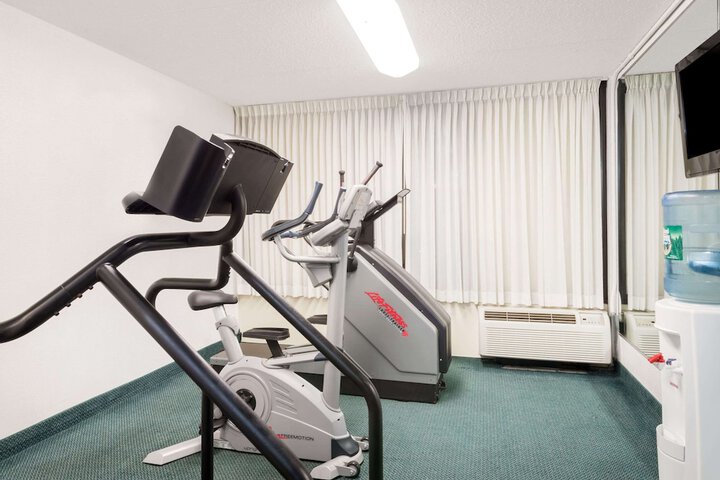 Ramada by Wyndham Watertown / Thousand Islands NY