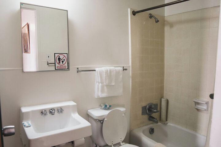 Room 75 of 90
