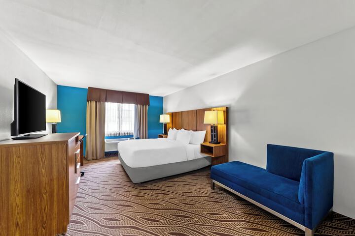 Room 14 of 40