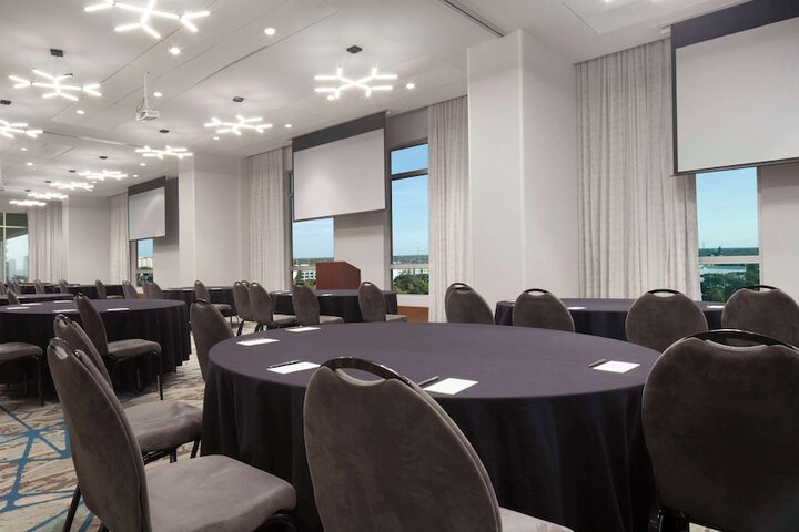 Embassy Suites by Hilton Sarasota FL