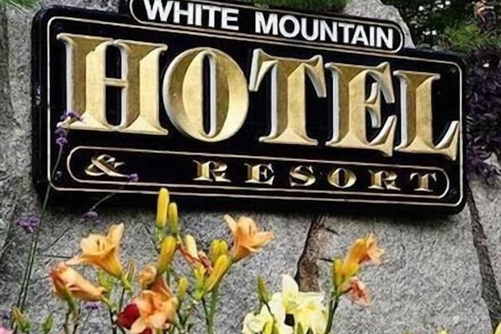 The White Mountain Hotel & Resort