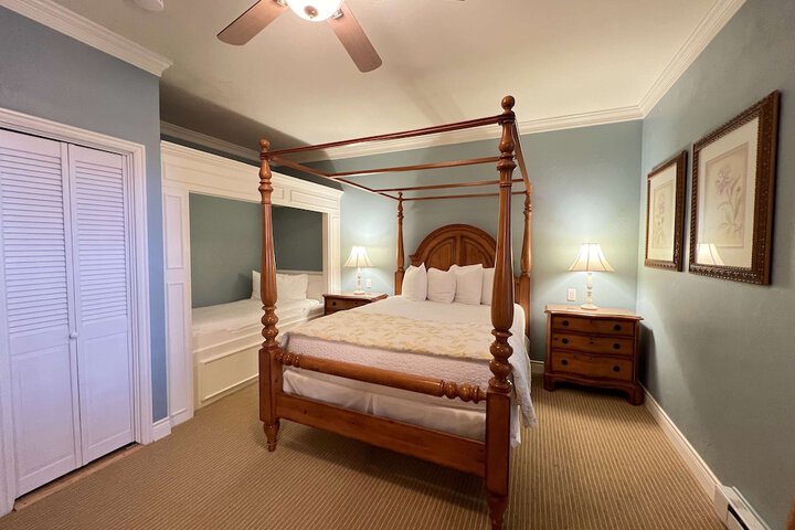 Room 22 of 46