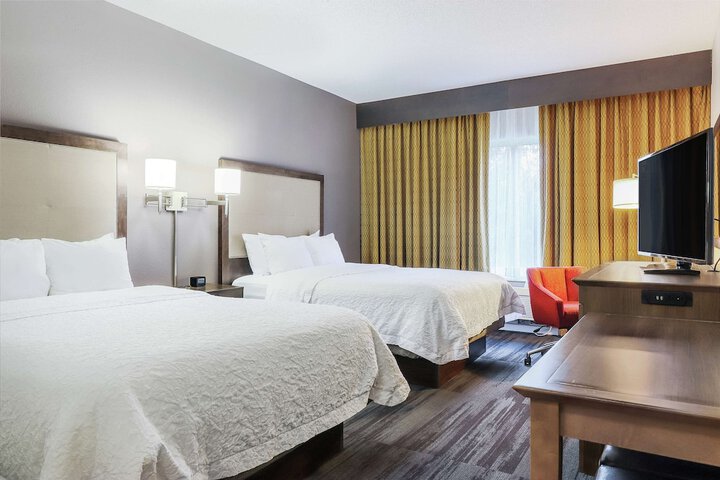 Hampton Inn Heath-Newark