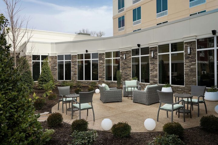 Terrace/Patio 34 of 35