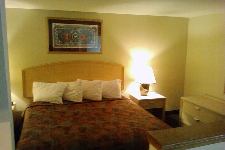 Room 15 of 29