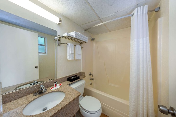 Room 7 of 22