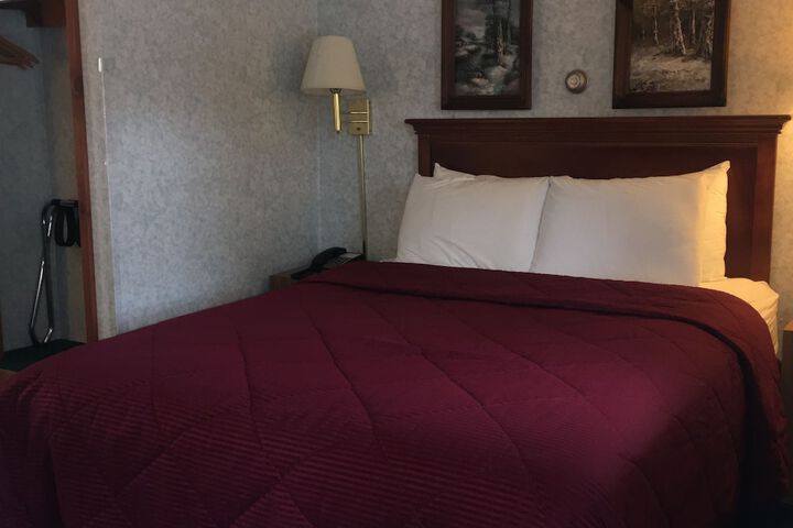 Stonybrook Motel & Lodge