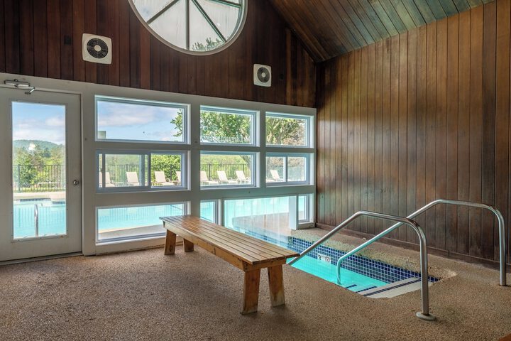 Pool 14 of 134