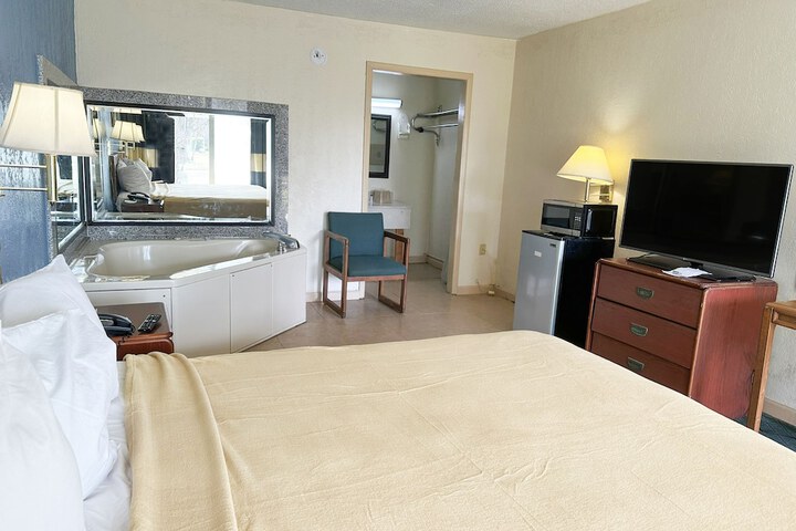 Room 48 of 95