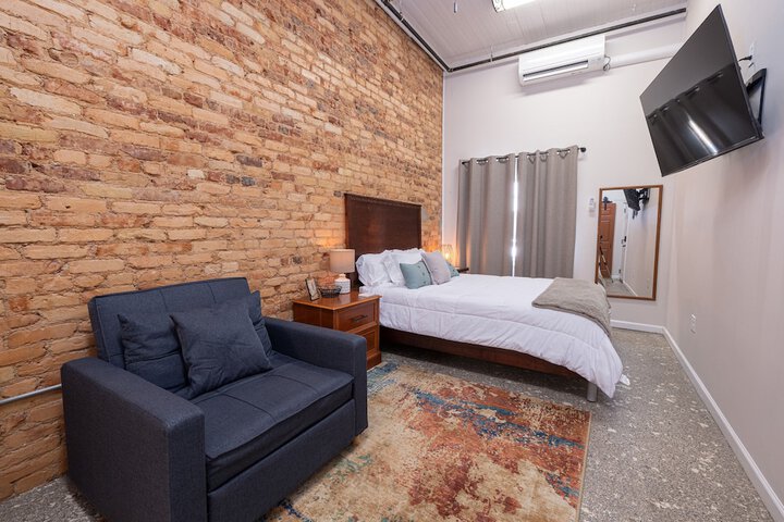 Hartwell Suites