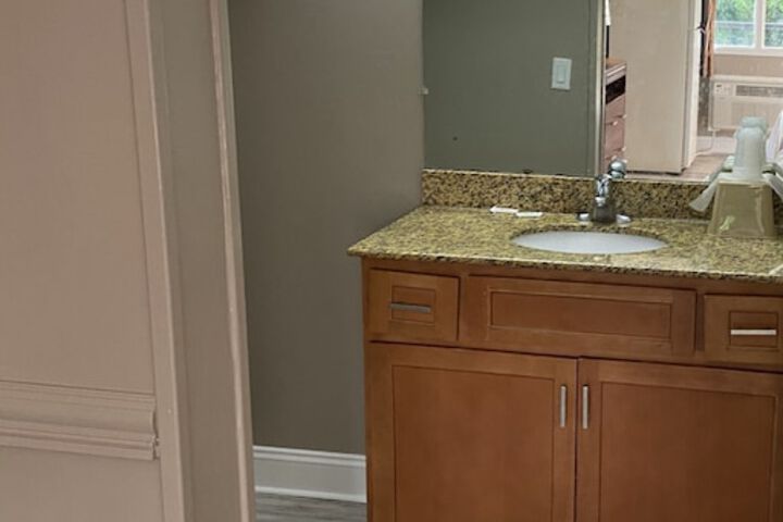 Room 12 of 17