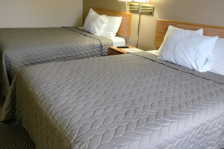Room 11 of 30
