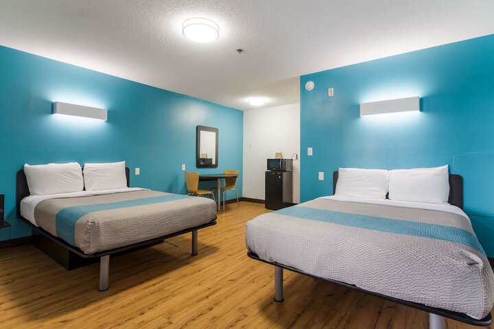 Room 21 of 29