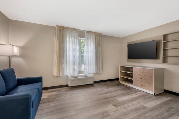 MainStay Suites Sterling near Dulles Town Center