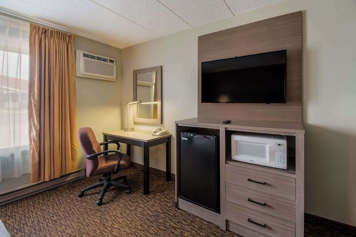 Room 13 of 48