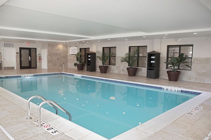 Staybridge Suites Auburn Hills by IHG