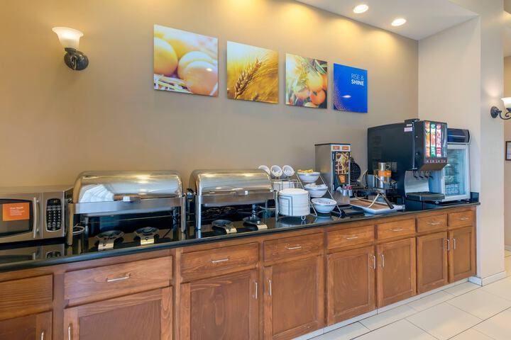 Comfort Suites Barstow near I-15