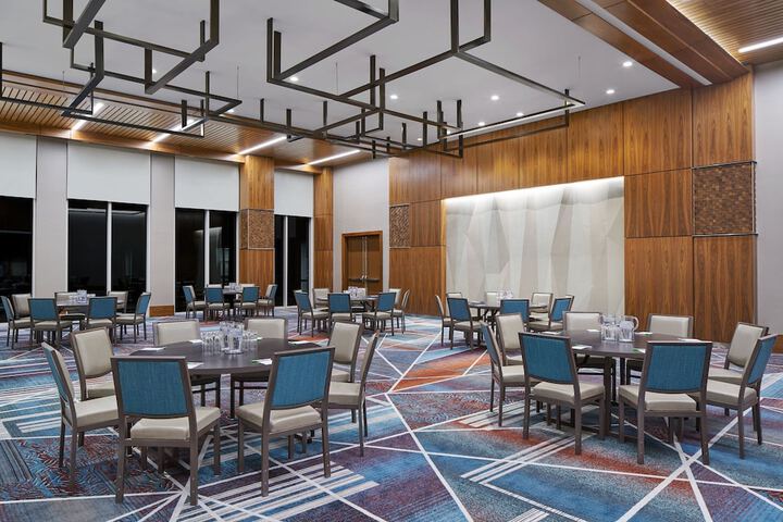 Courtyard by Marriott Washington Downtown / Convention Center