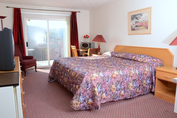 Room 14 of 38