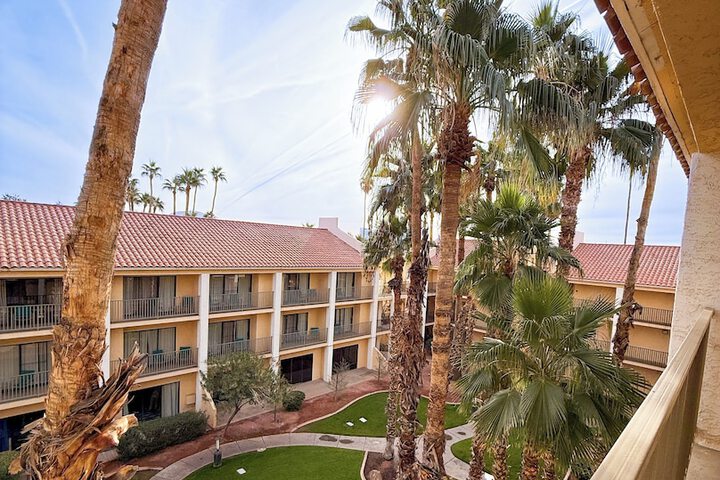 Crowne Plaza Phoenix - Chandler Golf Resort by IHG