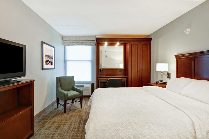 Room 29 of 42