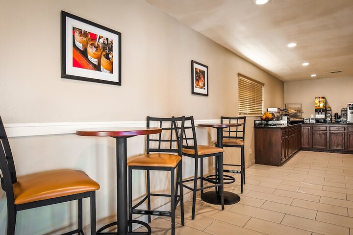 Best Western Heritage Inn