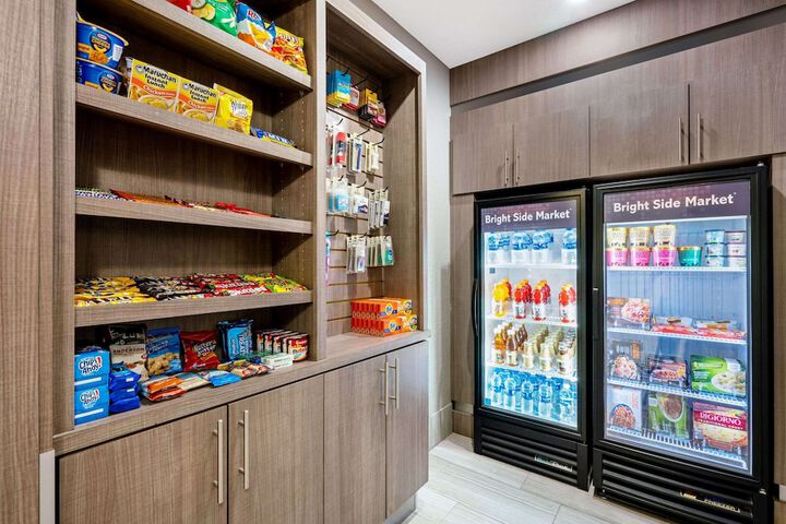 La Quinta Inn & Suites by Wyndham Conroe