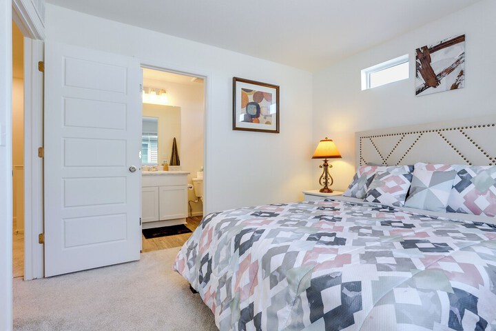 Colorado Retreat Near Hiking Golfing & Fishing!