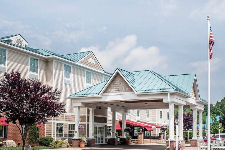 Comfort Inn & Suites Sturbridge - Brimfield