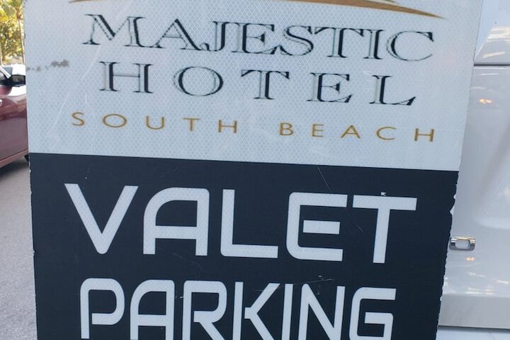 Majestic Hotel South Beach
